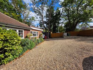 Photo 18- click for photo gallery